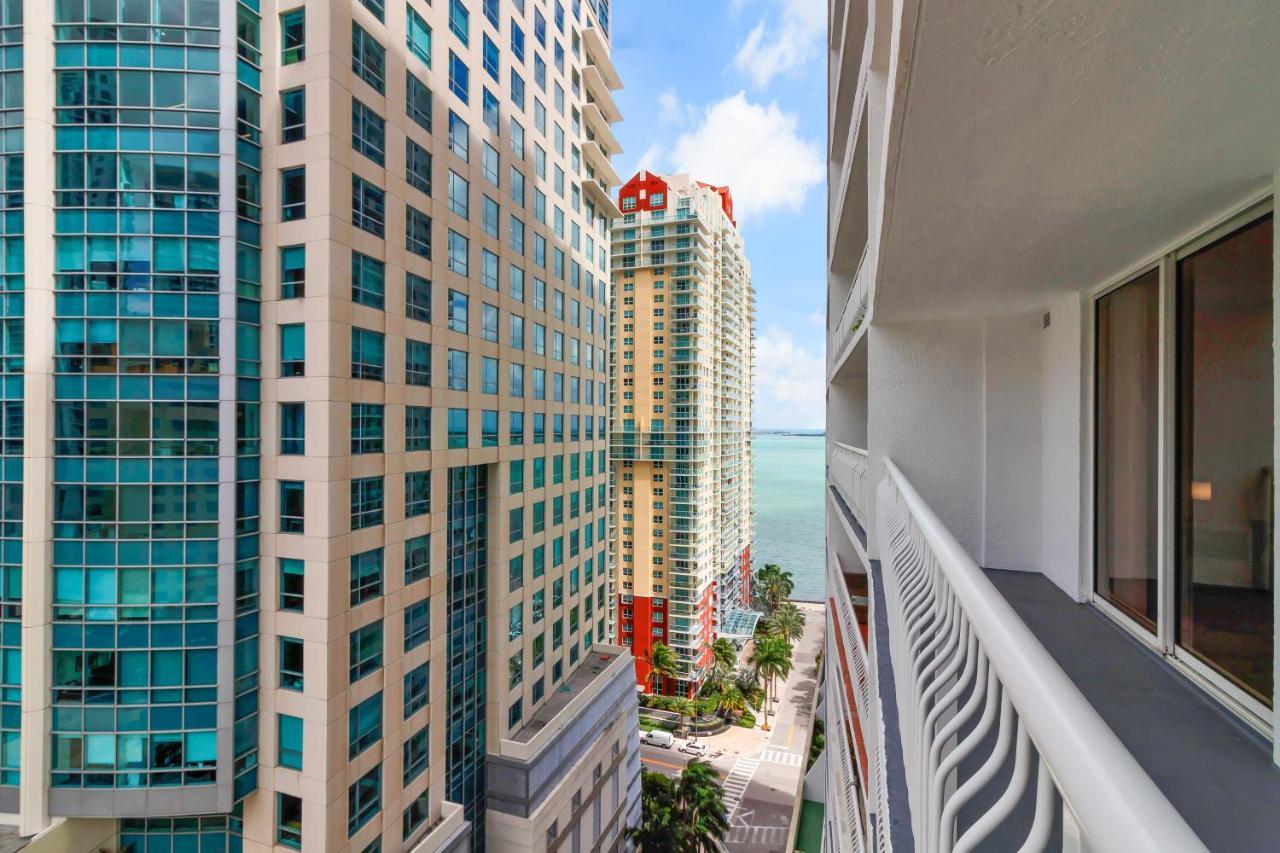 The Club At Brickell Bay Luxury Suites Miami Exteriör bild